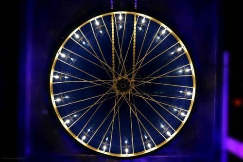 wheelight-gold-n-blue-by-roumelight-4